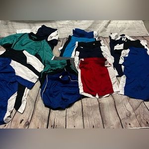 17PC LOT SOCCER TEAM SIZE SM AND XS NWOT BRAND NEW - NWOT